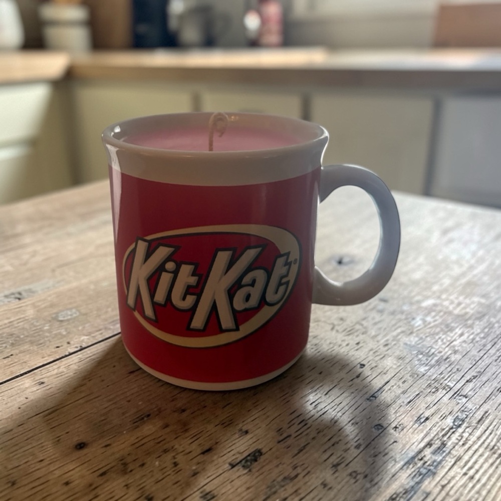 Kit Kat Red Ceramic Mug Candle - vanilla cake pop 16 oz Candle reusable mug